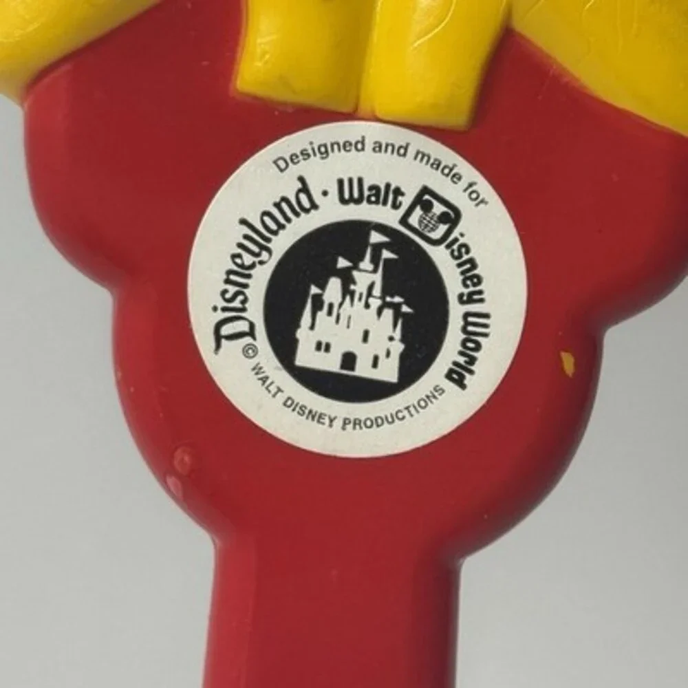 Vintage Disneyland Minnie Mouse Back Scratcher 15
